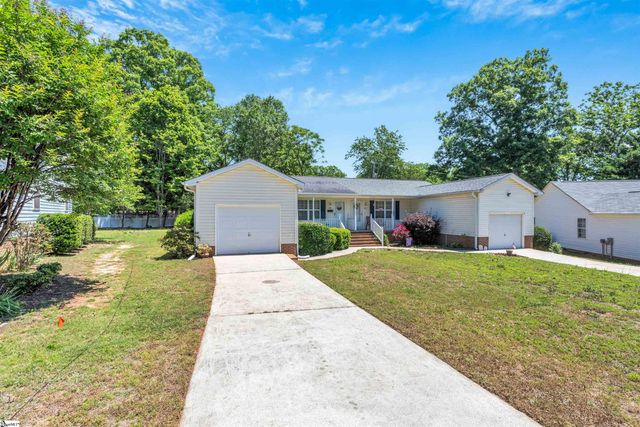 105 Old Keith Court, Mauldin, SC 29662