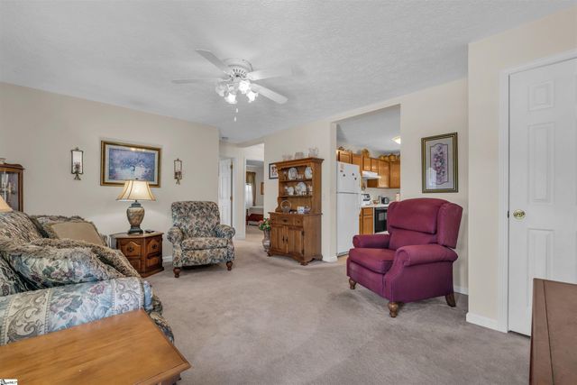 105 Old Keith Court, Mauldin, SC 29662