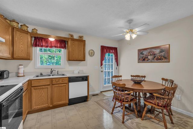 105 Old Keith Court, Mauldin, SC 29662