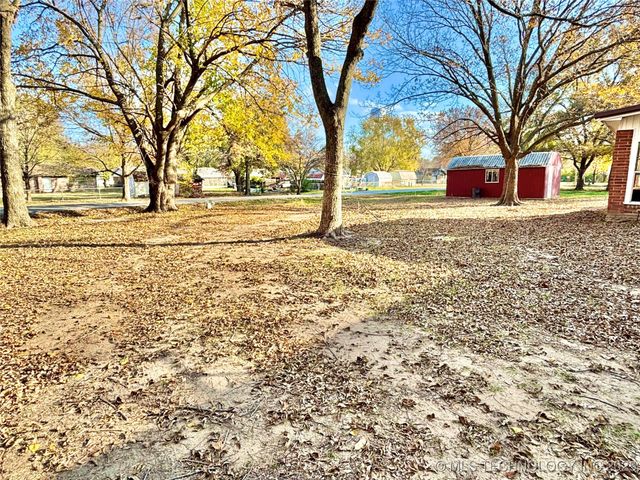 1000 N Bermuda Drive, Stigler, OK 74462