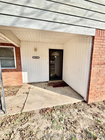 1000 N Bermuda Drive, Stigler, OK 74462