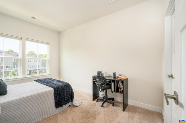 1942 LOIS LN, Charlottesville, VA 22911