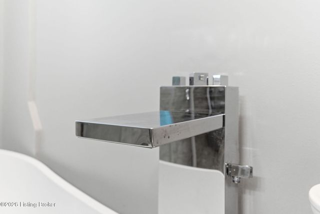 2613 S 5th St, Louisville, KY 40208