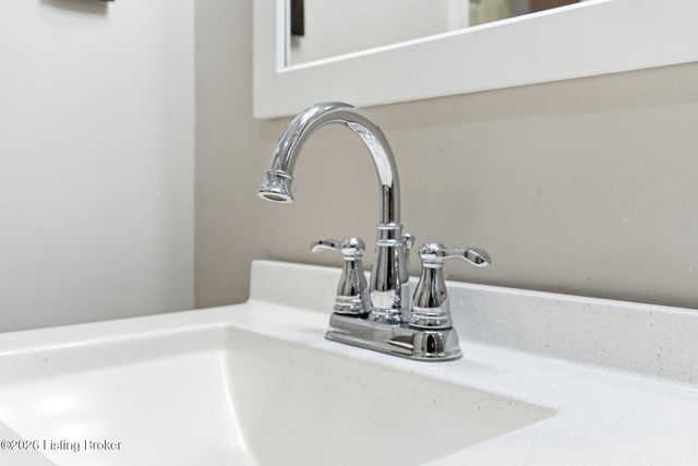 2613 S 5th St, Louisville, KY 40208