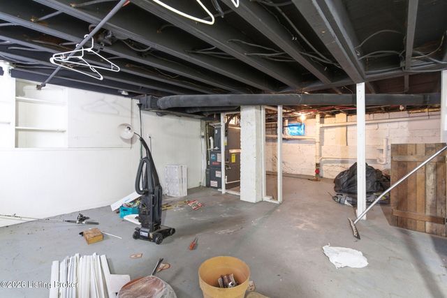 2613 S 5th St, Louisville, KY 40208