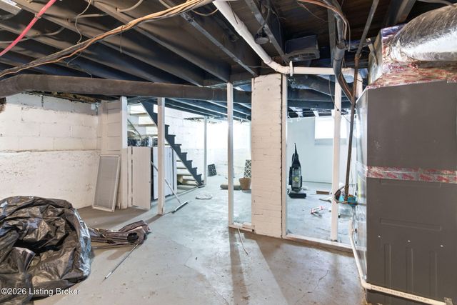 2613 S 5th St, Louisville, KY 40208