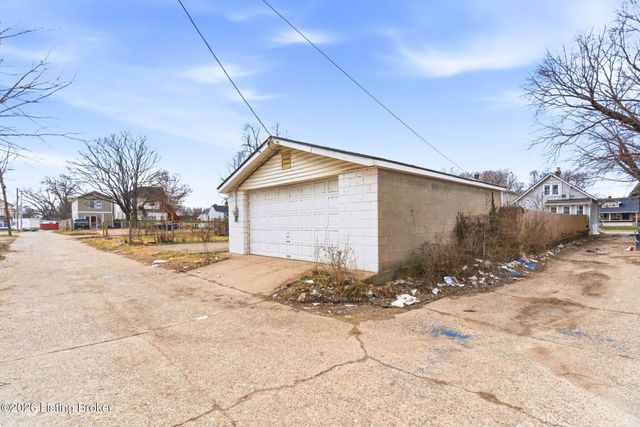 2613 S 5th St, Louisville, KY 40208