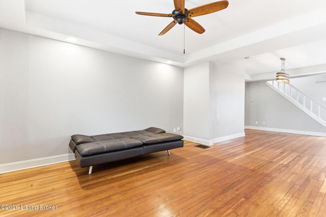 2613 S 5th St, Louisville, KY 40208