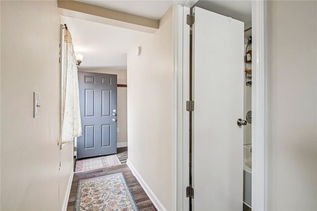 256 Breezeway Drive, Irondequoit, NY 14622