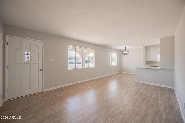 1140 W 7TH Street, Mesa, AZ 85201