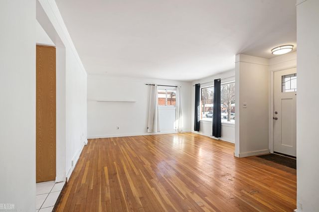 26703 Dover Court, Warren, MI 48089