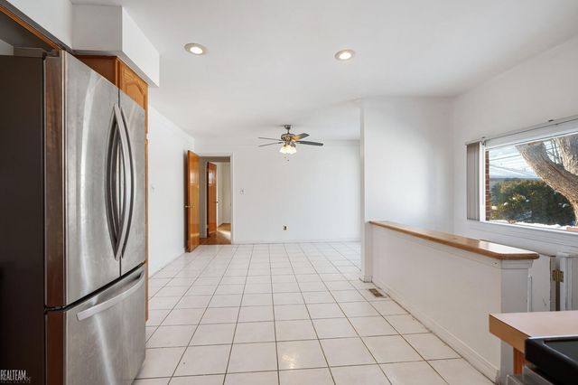 26703 Dover Court, Warren, MI 48089