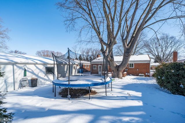 26703 Dover Court, Warren, MI 48089