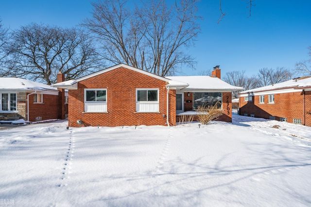 26703 Dover Court, Warren, MI 48089