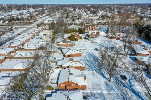 26703 Dover Court, Warren, MI 48089