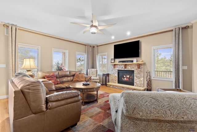 4105 FARVIEW DR, Rapid City, SD 57702