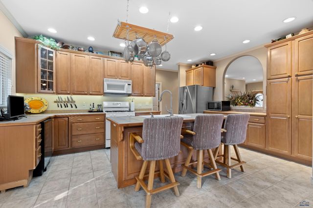 4105 FARVIEW DR, Rapid City, SD 57702