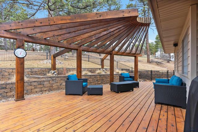 4105 FARVIEW DR, Rapid City, SD 57702