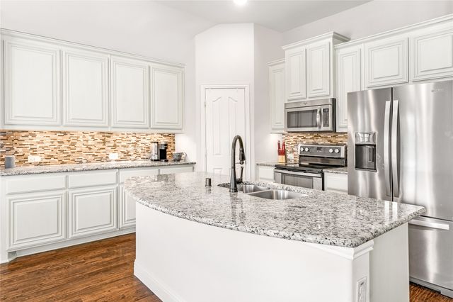 3445 Varsity Drive, Oak Point, TX 75068