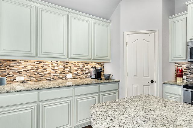 3445 Varsity Drive, Oak Point, TX 75068