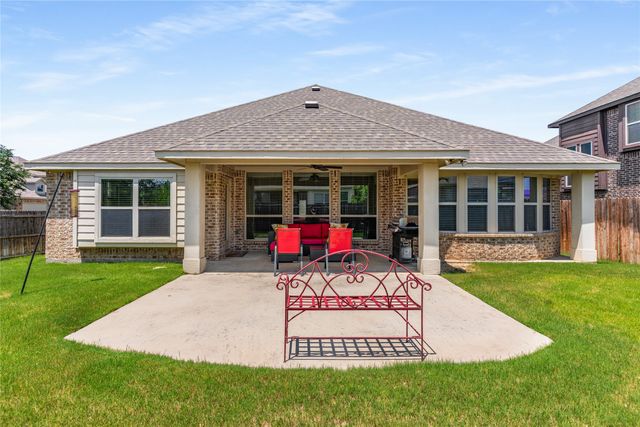 3445 Varsity Drive, Oak Point, TX 75068