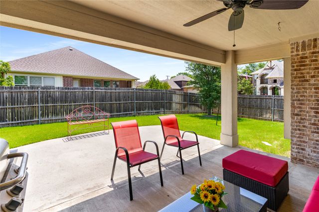 3445 Varsity Drive, Oak Point, TX 75068