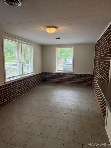 130 E Salem Drive, Montgomery, AL 36109
