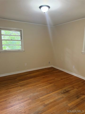 130 E Salem Drive, Montgomery, AL 36109
