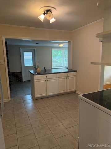 130 E Salem Drive, Montgomery, AL 36109
