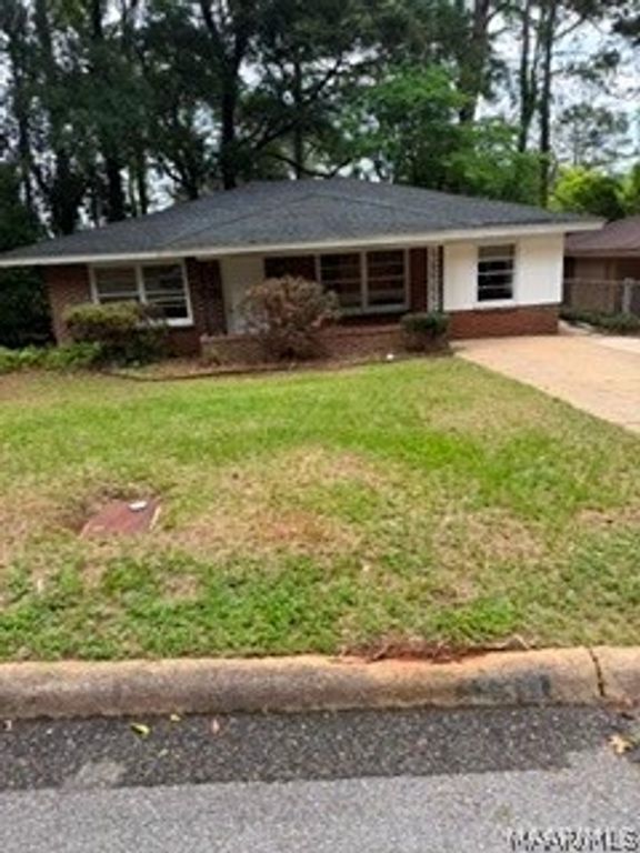 130 E Salem Drive, Montgomery, AL 36109