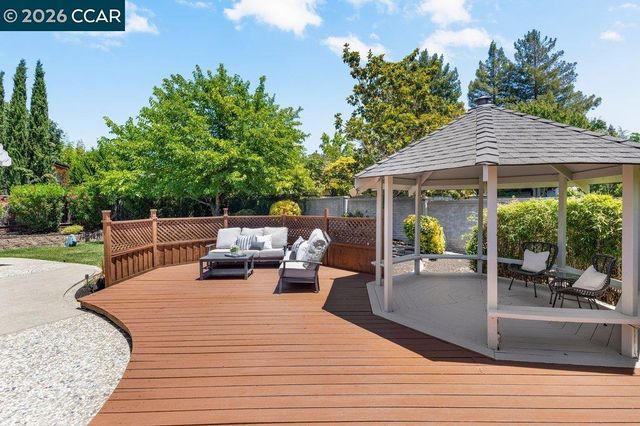 166 Winged Foot Pl, San Ramon, CA 94583