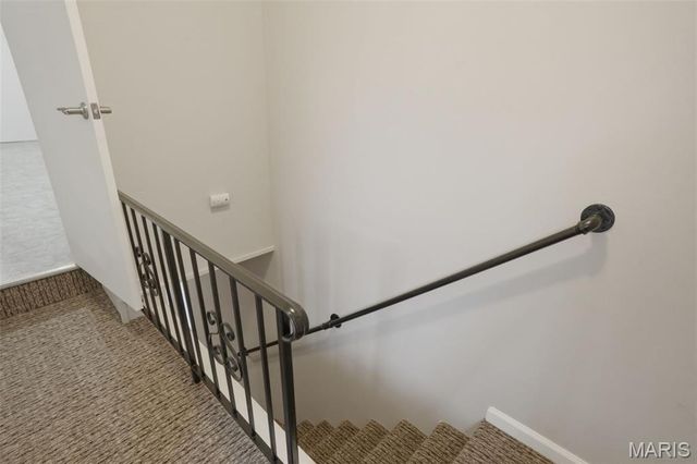 4100 Whippoorwill Drive, St Louis, MO 63123