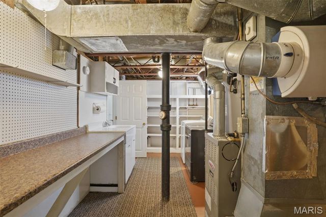 4100 Whippoorwill Drive, St Louis, MO 63123