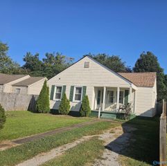 3916 Birch Avenue SW, Huntsville, AL 35805