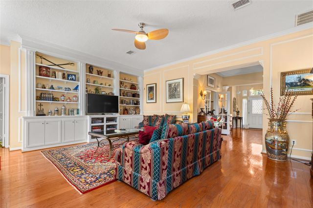 3902 Haven Pines Drive, Kingwood, TX 77345