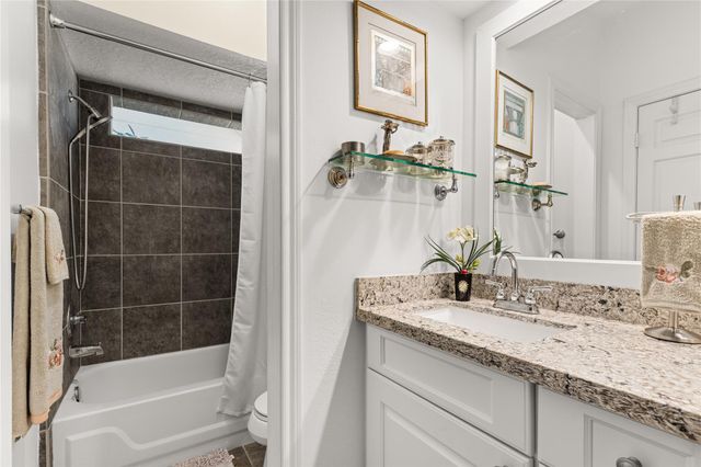 3902 Haven Pines Drive, Kingwood, TX 77345