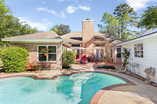 3902 Haven Pines Drive, Kingwood, TX 77345