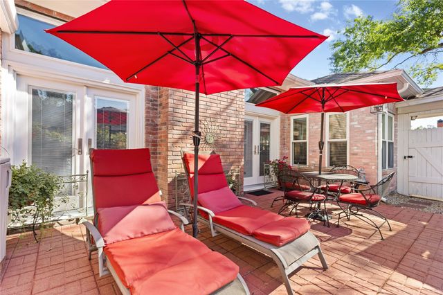 3902 Haven Pines Drive, Kingwood, TX 77345