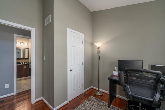 202 ST MARYS RD, Essex, MD 21221