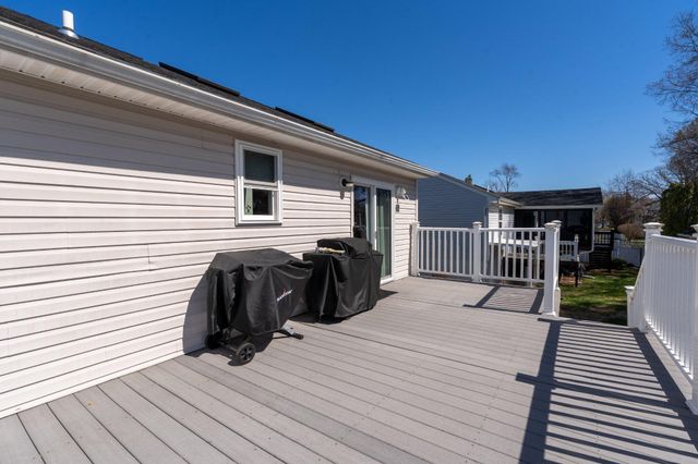 202 ST MARYS RD, Essex, MD 21221