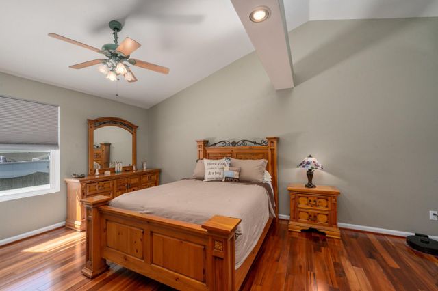202 ST MARYS RD, Essex, MD 21221