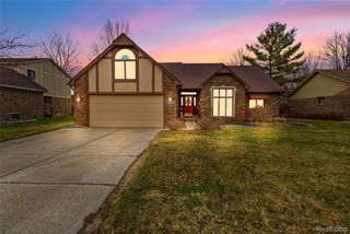 26525 Mapleridge Drive, Chesterfield Township, MI 48051