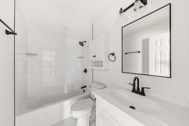 4435 Flo Avenue, Cockrell Hill, TX 75211