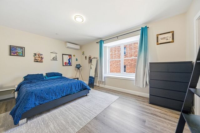 365 Newport Ave 303, Quincy, MA 02170