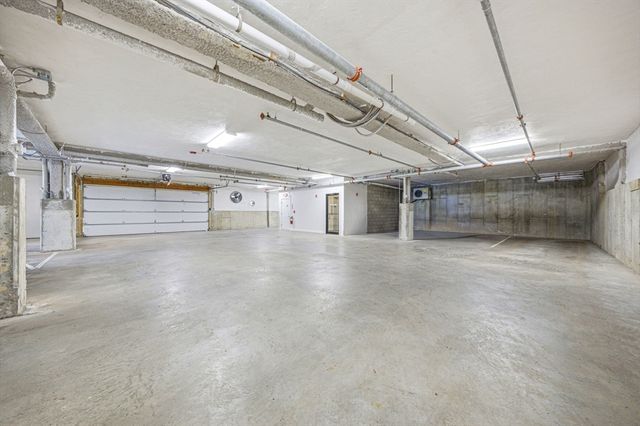 365 Newport Ave 303, Quincy, MA 02170