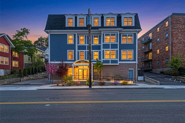 365 Newport Ave 303, Quincy, MA 02170