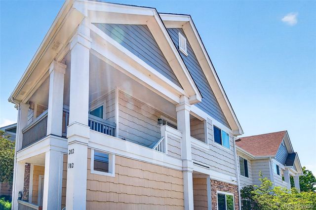 4825 Hahns Peak Drive 202, Loveland, CO 80538