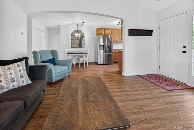 4825 Hahns Peak Drive 202, Loveland, CO 80538