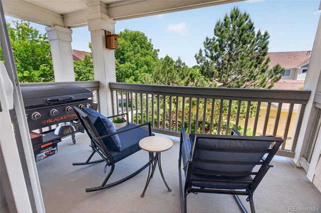 4825 Hahns Peak Drive 202, Loveland, CO 80538