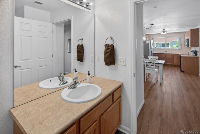 4825 Hahns Peak Drive 202, Loveland, CO 80538